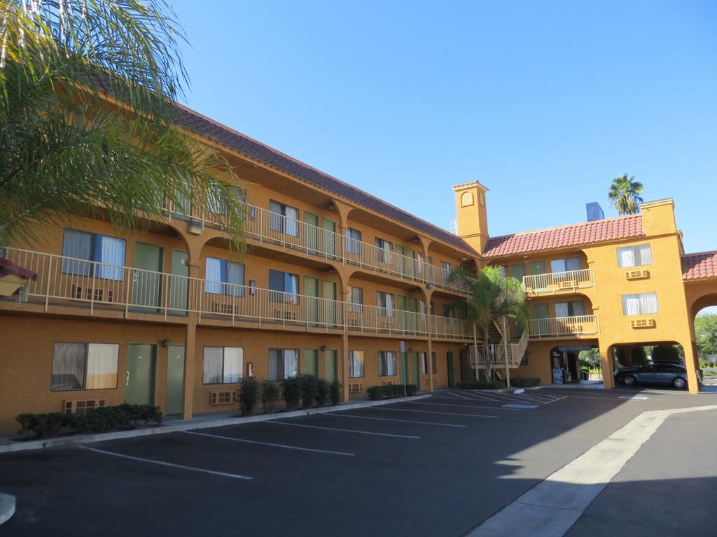 Buena Vista Inn Anaheim Exterior photo